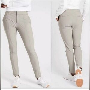 ATHLETA Wander Stash Skinny Pant in Abalone Grey Size 6